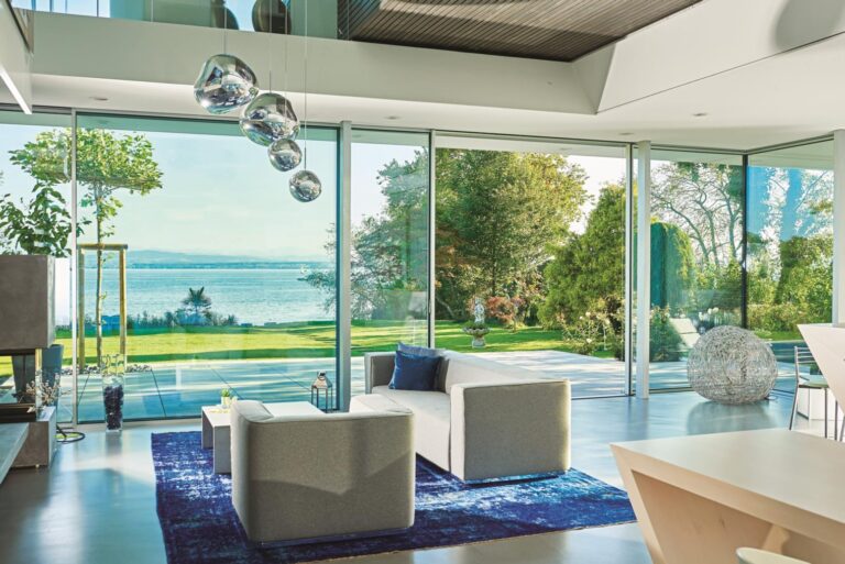 The Kinetic Boundary: Automated Transparency in High-End Architecture