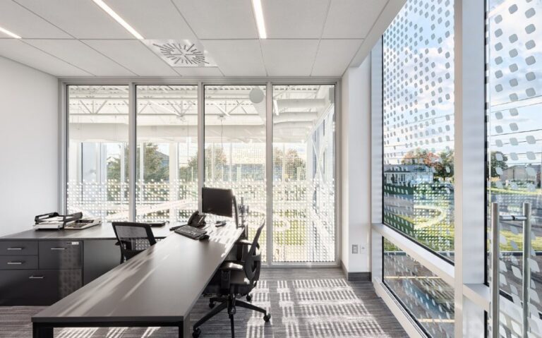 The Transparent Engine: Advanced Glazing Strategies for the Modern Workspace