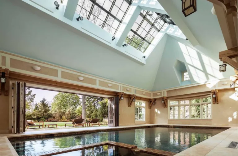 The Architecture of Light and Performance: High-End Fenestration Systems in North America