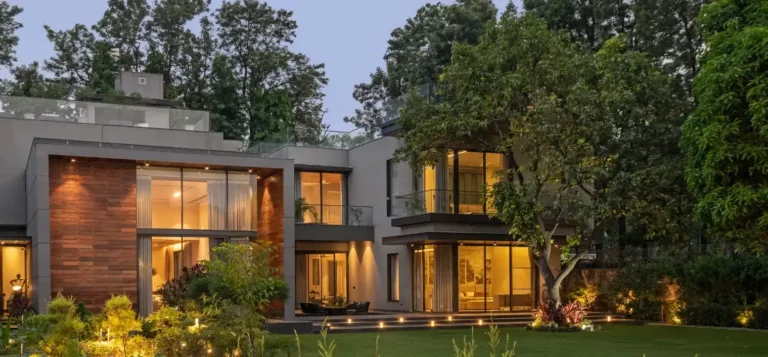 The Convergent Envelope: Systems Intelligence in Modern High-End Glazing